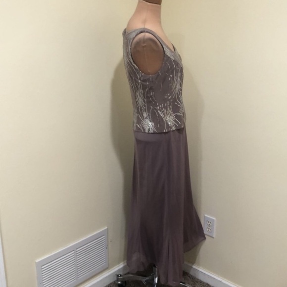 NWOT Alex Evenings Midi Tea Length Dress Size 14 Taupe Silver Sequin - Picture 5 of 9